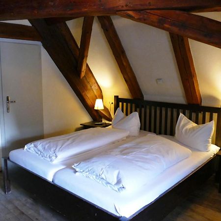 הילפולטשטיין Hotel Zum Schwarzen Ross Und Gutmann Zur Post מראה חיצוני תמונה