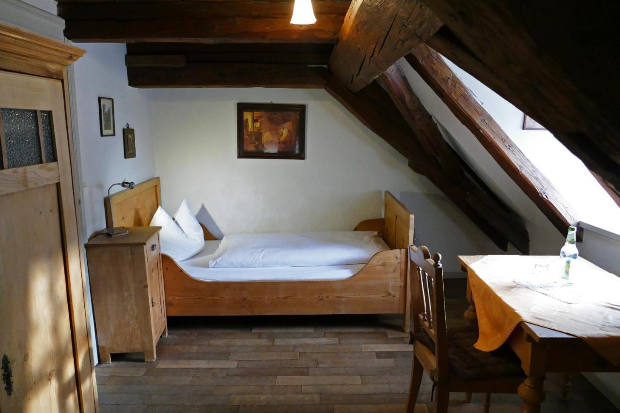 הילפולטשטיין Hotel Zum Schwarzen Ross Und Gutmann Zur Post מראה חיצוני תמונה