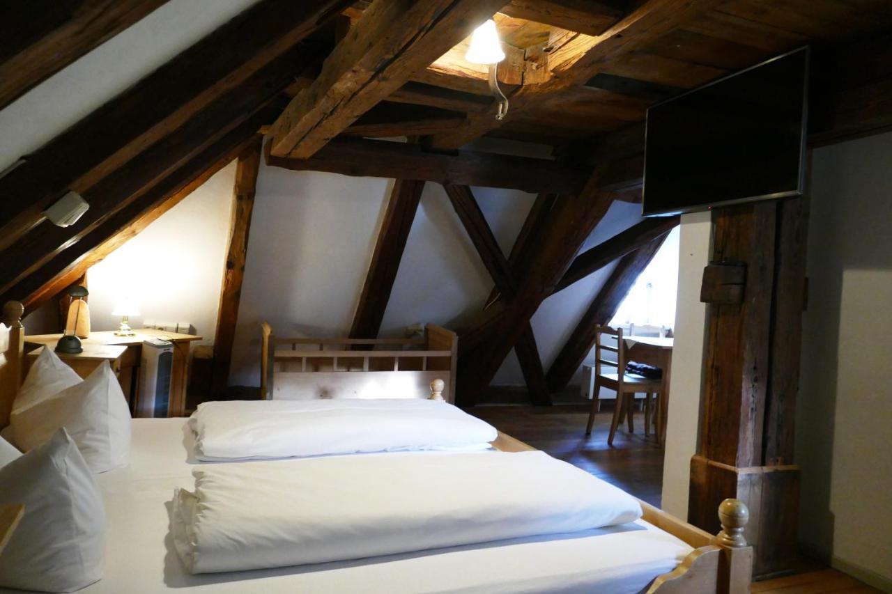 הילפולטשטיין Hotel Zum Schwarzen Ross Und Gutmann Zur Post מראה חיצוני תמונה