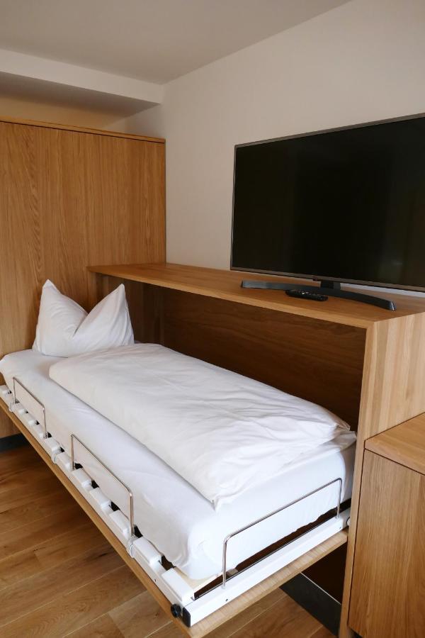 הילפולטשטיין Hotel Zum Schwarzen Ross Und Gutmann Zur Post מראה חיצוני תמונה